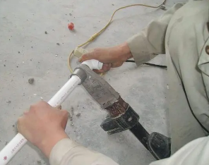岳阳楼漏水维修电话