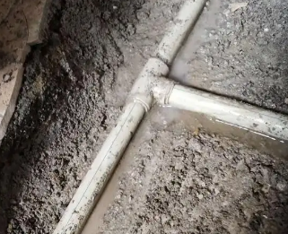 岳阳楼漏水维修电话